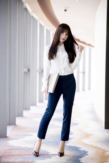 极品美女穿丝袜洗澡在线播放