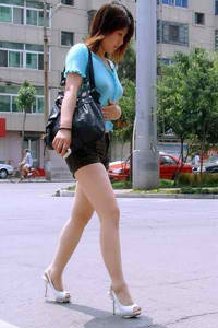 在娱乐圈搞副业的日子